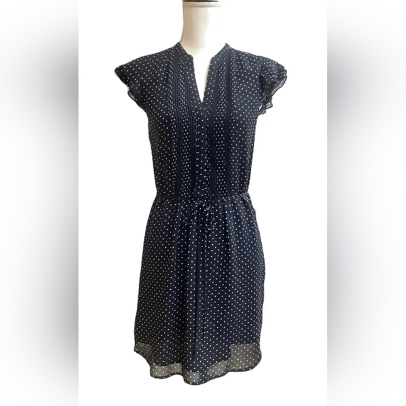 H&M Dresses & Skirts - H&M Women's Polka Dot Cap Flutter Sleeve Lined Belted Midi Dress Black Size 8